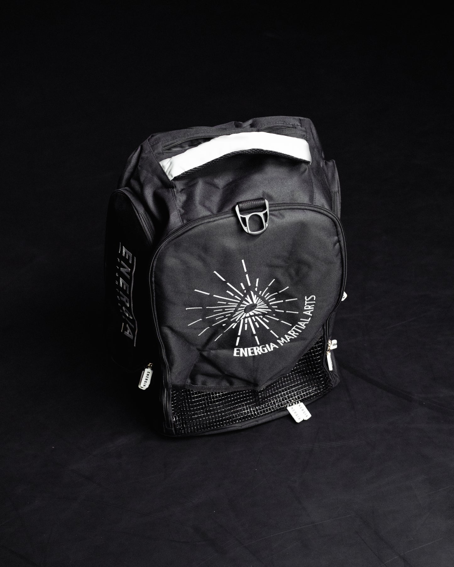 Convertible hybrid backpack