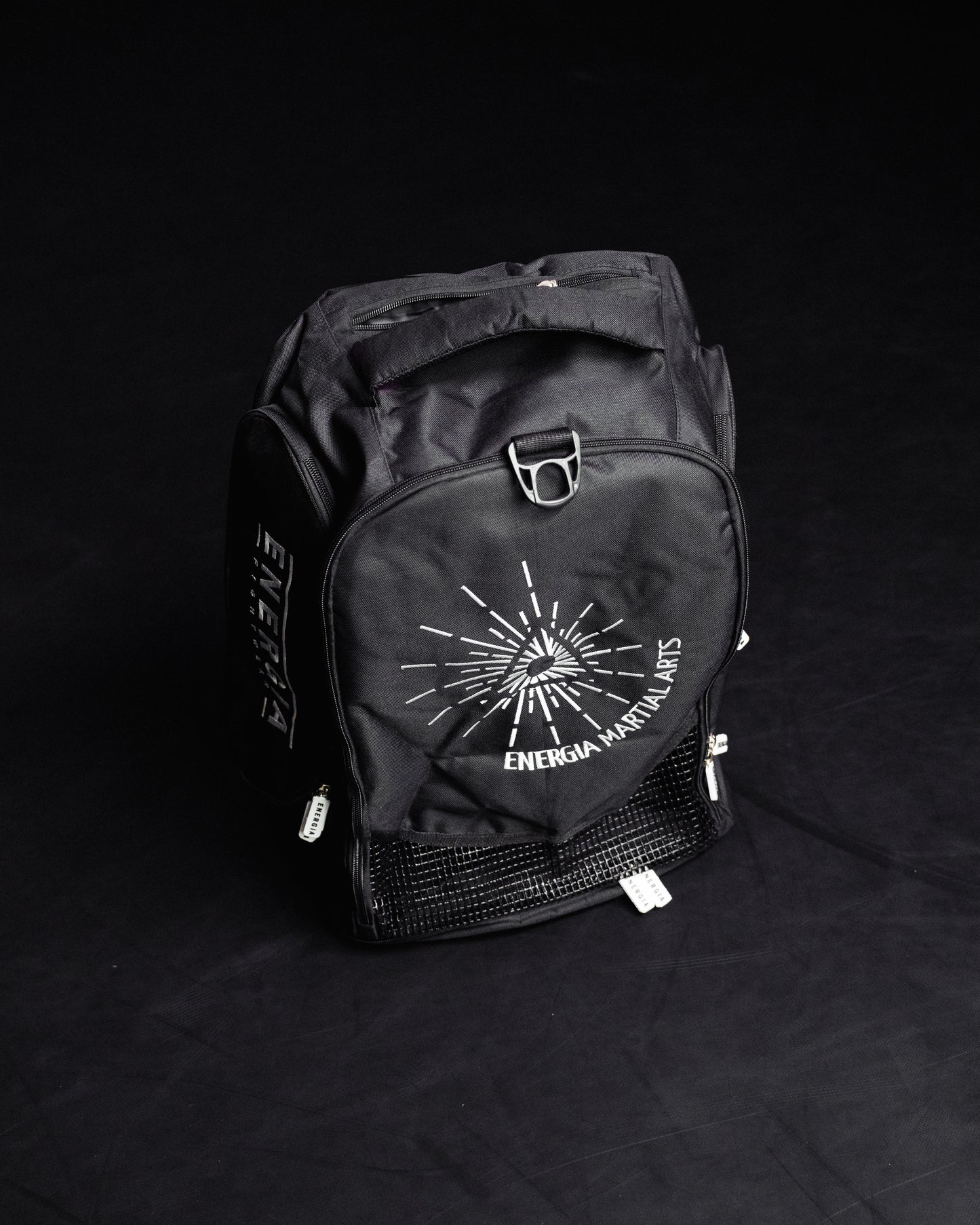 Convertible hybrid backpack