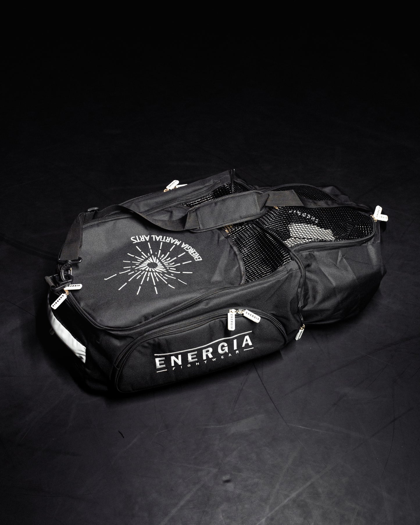 Convertible hybrid backpack