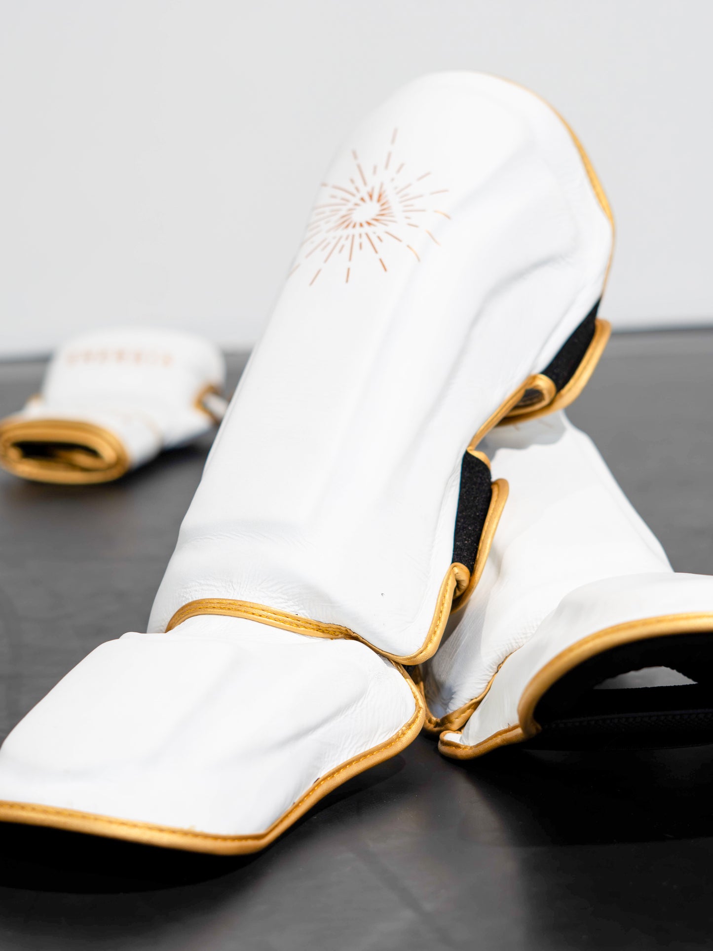 Shinguards | Full leather